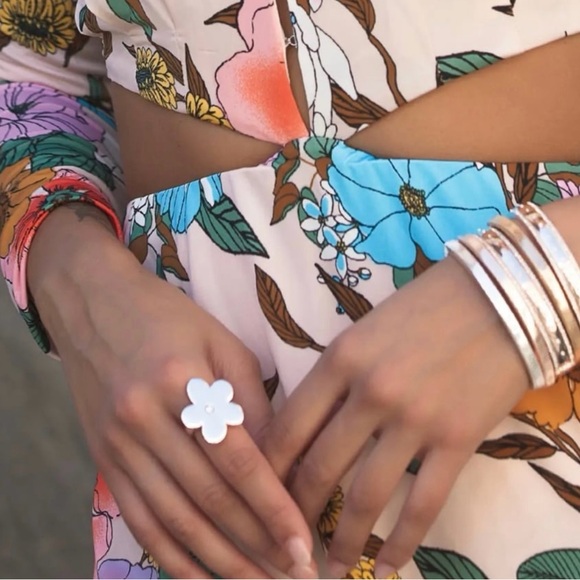 Park Lane “Petals” Ring! Rose Gold!! BNIB!! Size 8 - Picture 3 of 10